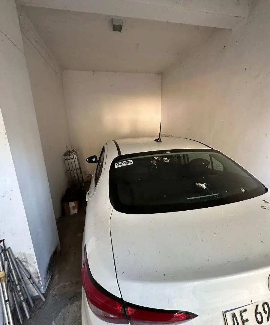 URQUIZA 3500 VENTA COCHERA ÚNICA, PLANTA BAJA AL FRRNTE. BUENA ALTURA POSIBILIDAD DE HACER ENTREPISO 5
