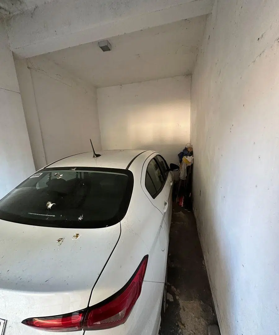 URQUIZA 3500 VENTA COCHERA ÚNICA, PLANTA BAJA AL FRRNTE. BUENA ALTURA POSIBILIDAD DE HACER ENTREPISO 2