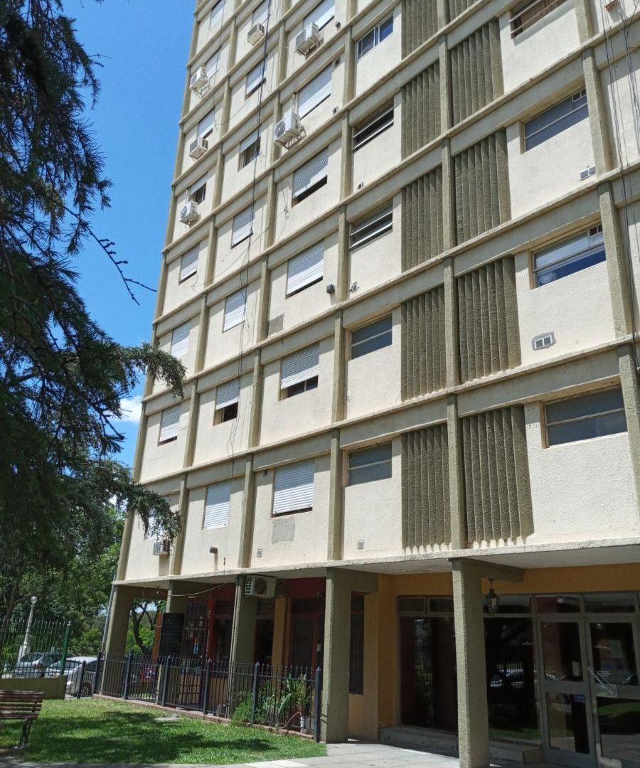 AVENIDA JUAN JOSE PASO 2917 Piso 4: Nuevo ingreso en alquiler, departamento de tres dormitorios