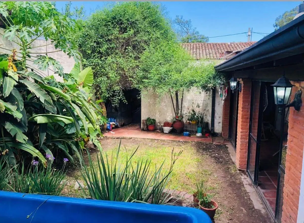 EN VENTA!!! Propiedad B Jardín con Escritura apta crédito (INTERMEDIARIOS ABSTENERSE) 1
