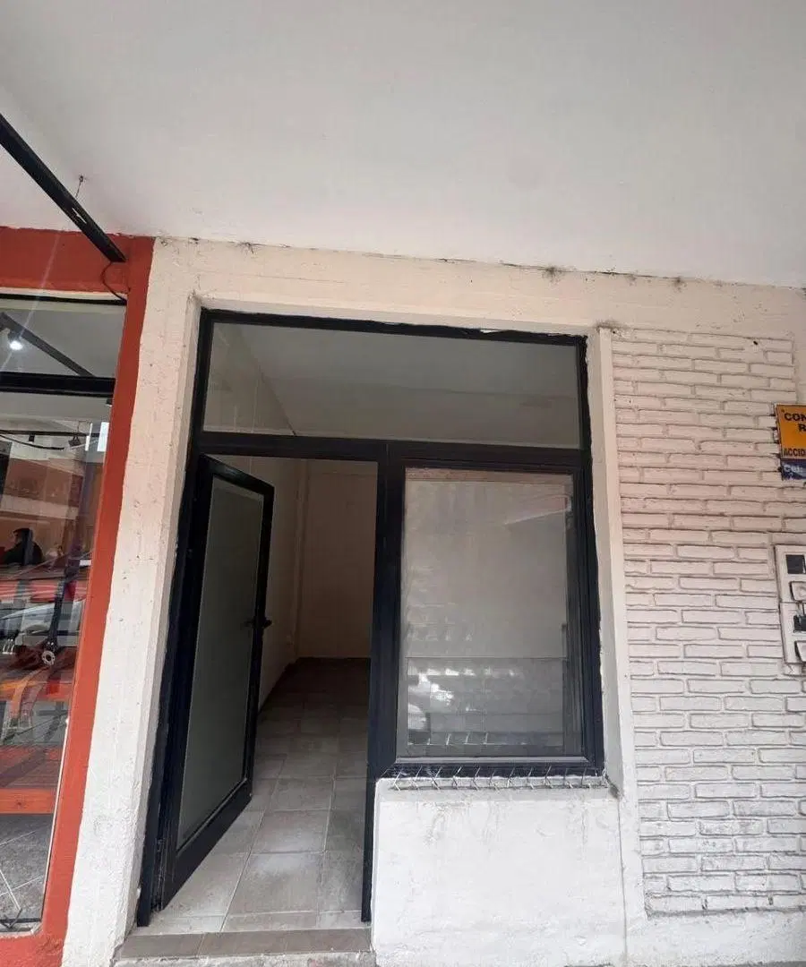 ALQUILER LOCAL COMERCIAL BARRIO SUR 2