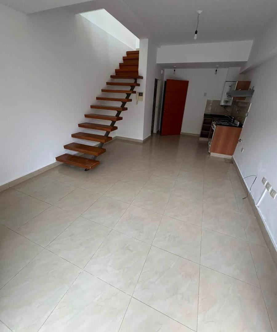 Foto de Depto duplex 1 Dormitorio 2 terrazas súper amplio en alquiler, imagen 4