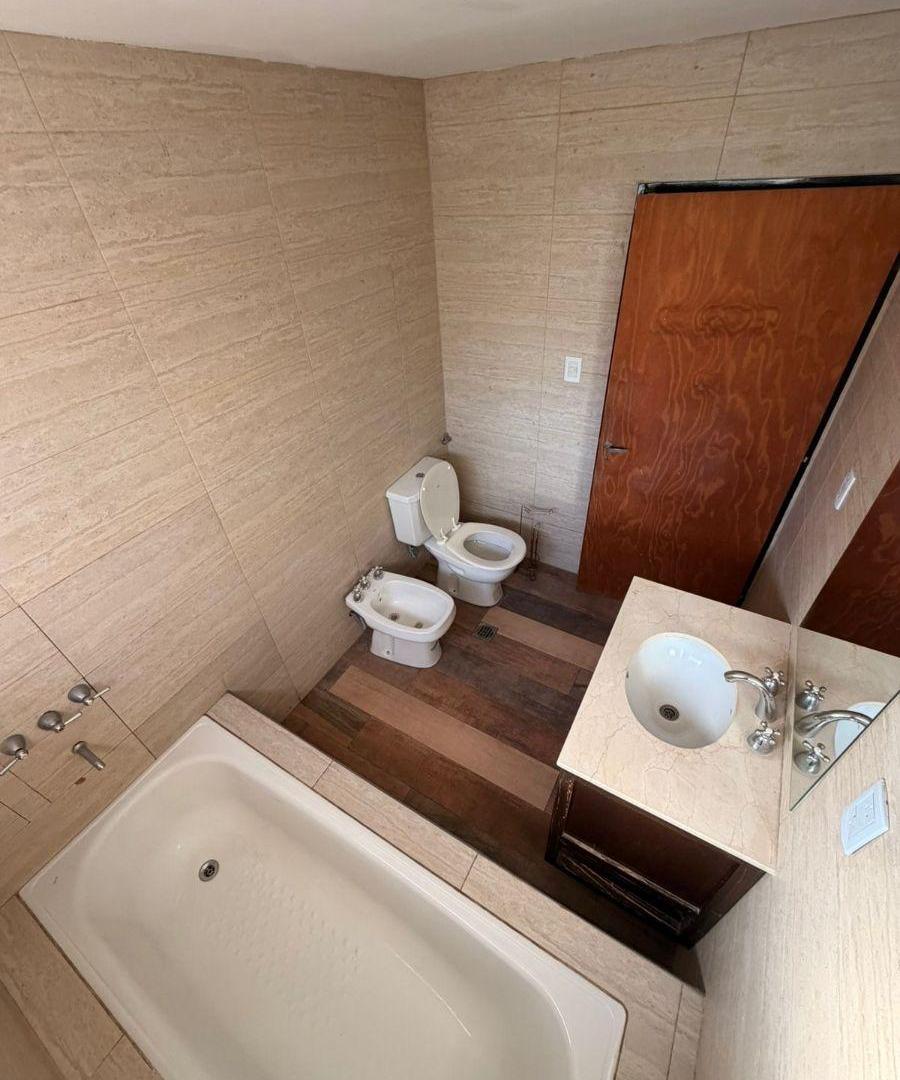 Foto de IMPORTANTE RESIDENCIA EN VENTA EL CORTE YB (INTERMEDIARIOS ABSTENERSE), imagen 5
