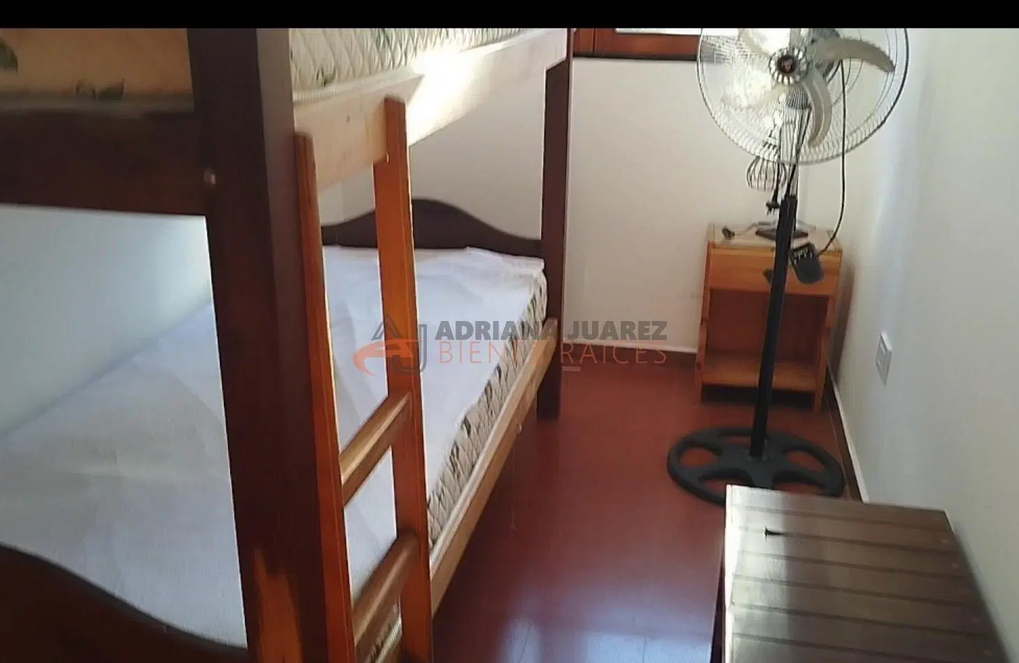ALQUILER ANUAL EN PINAMAR 3 AMB C/COCHERA 3