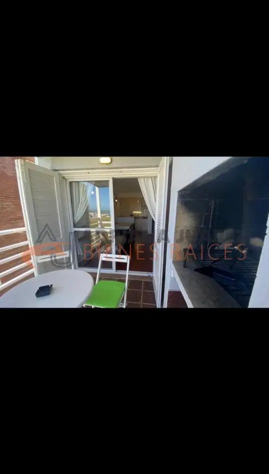 ALQUILER ANUAL EN PINAMAR 3 AMB C/COCHERA 2