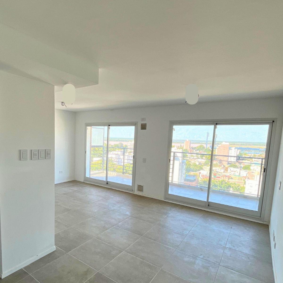 Venta Depto Tres Dorm. a Estrenar, Arroyito 2