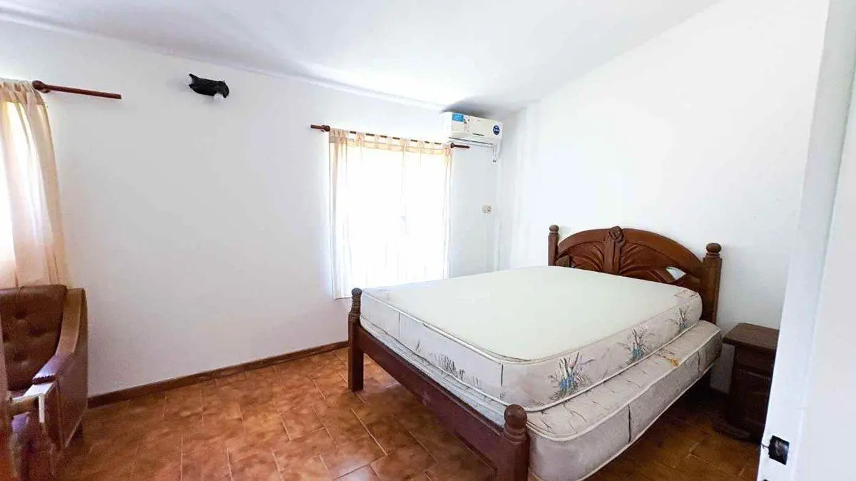ALQUILER PERMANENTE DE CASA EN FUNES 4