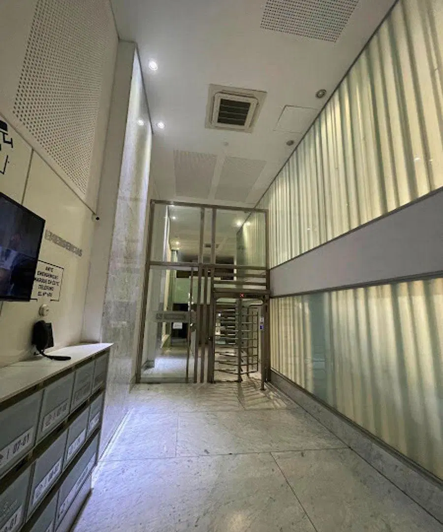 ALQUILER OFICINAS PREMIUM BLACK OFICCE 2