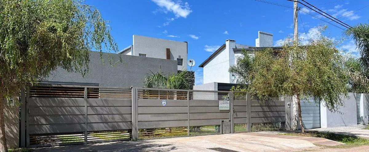 Venta de Casa 3 dormitorios en TDS con pileta 4