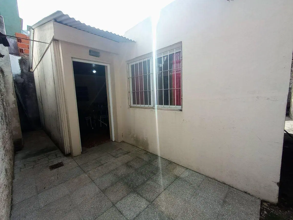 VENTA CASA INTERNA UNICA UN DORMITORIO CON PATIO 5
