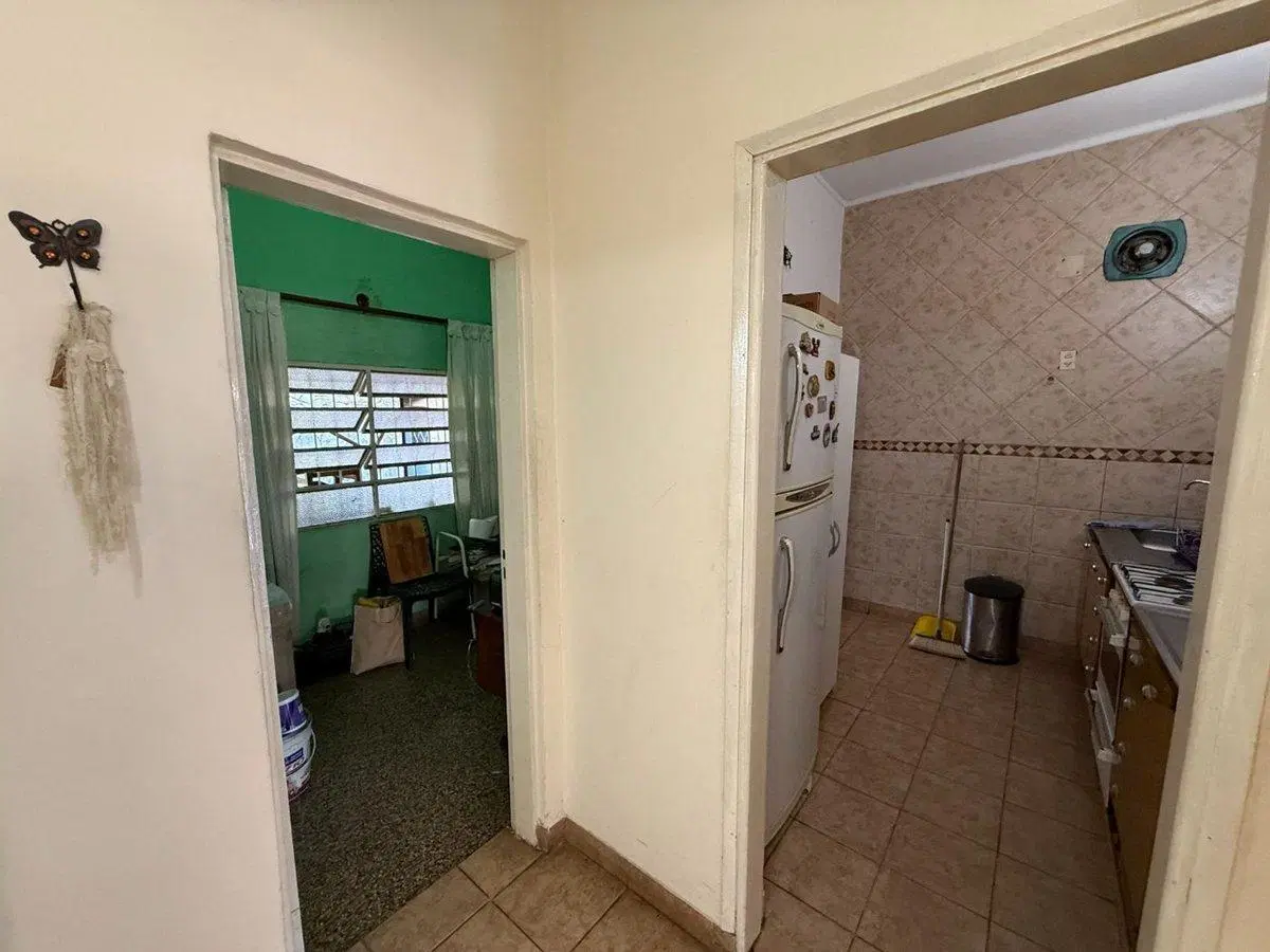 VENTA CASA 2 DORMITORIOS + COMODIN, PATIO Y PILETA 4