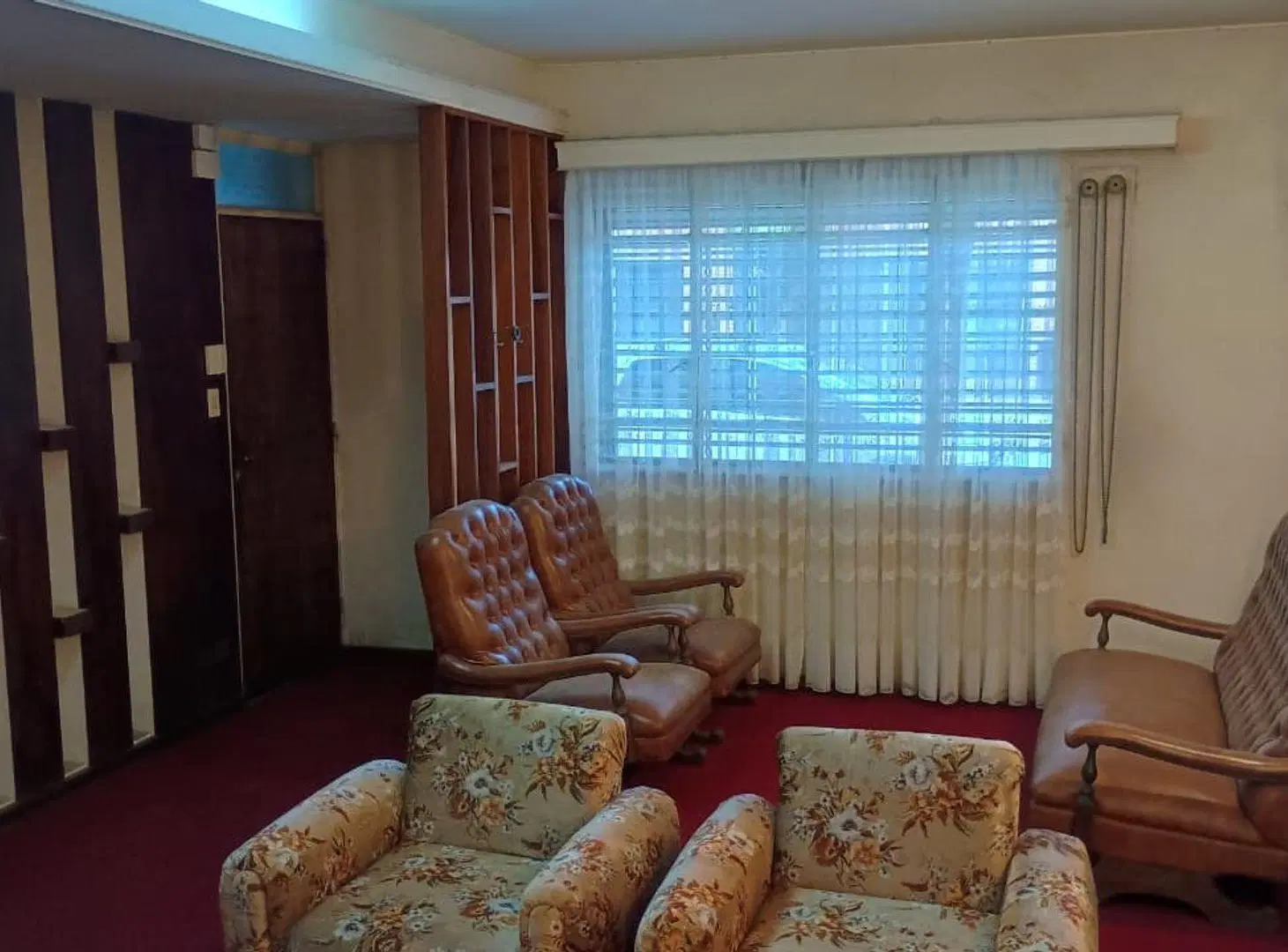 VENTA CASA 4 DORMITORIOS CON PATIO REP. LA SEXTA 2