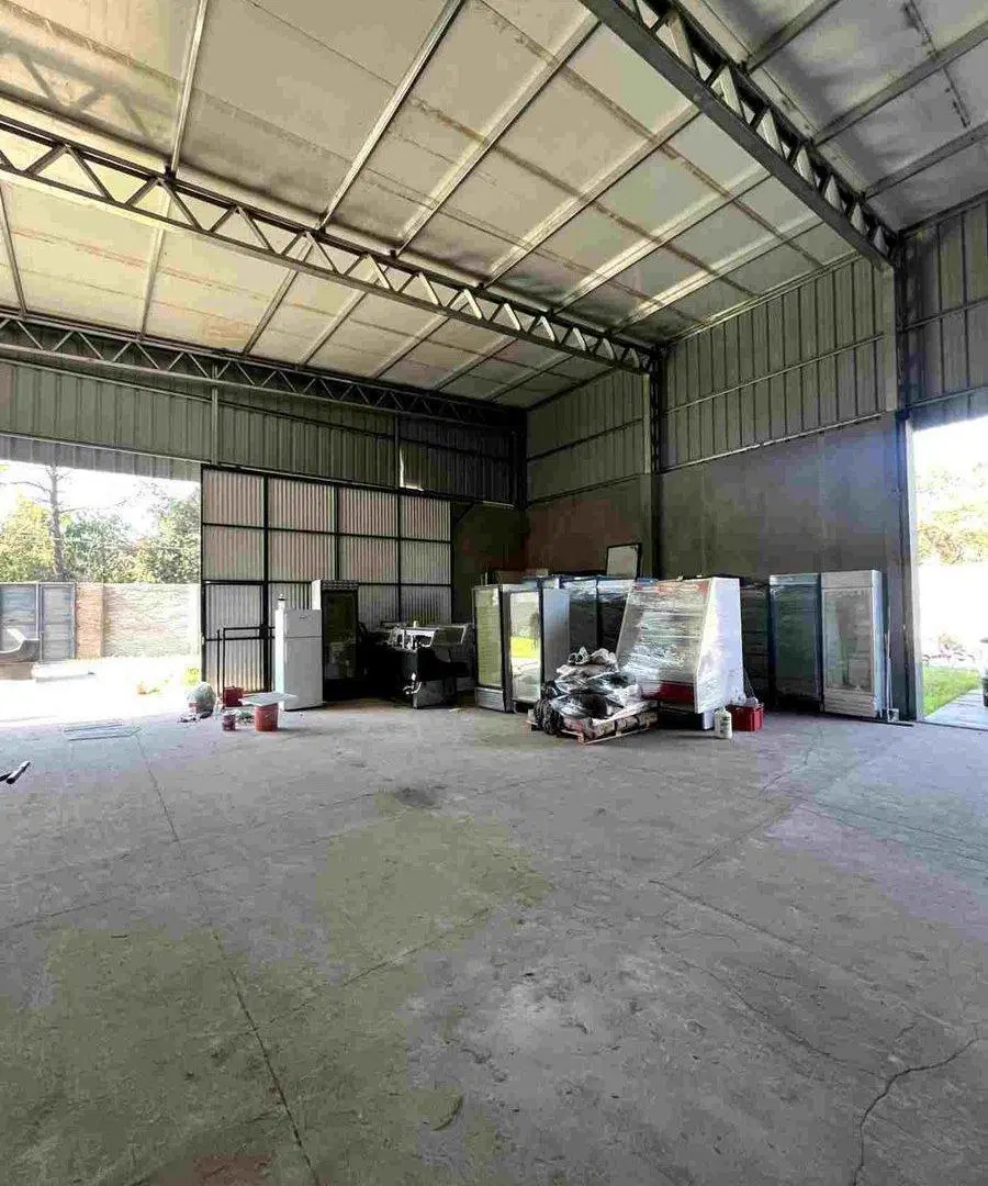 VENTA GALPON CON AMPLIO LOTE IBARLUCEA 5