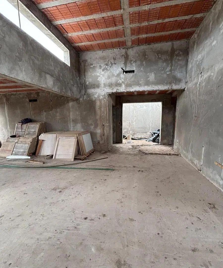 VENTA DE CASA EN CONSTRUCCION EN DON MATEO, FUNES 4
