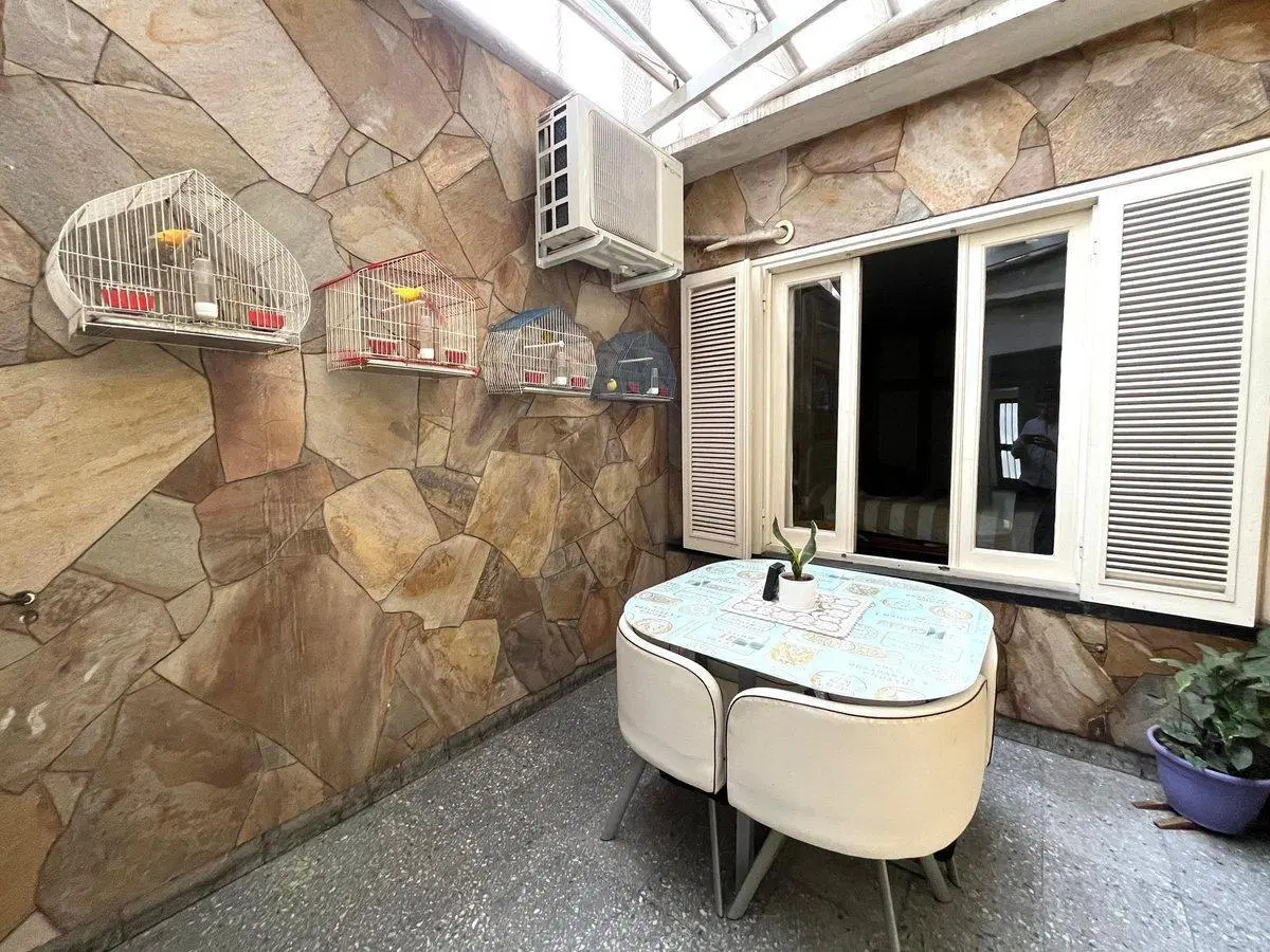 VENTA CASA 2 DORMITORIOS + DEPARTAMENTO LUIS AGOTE 3