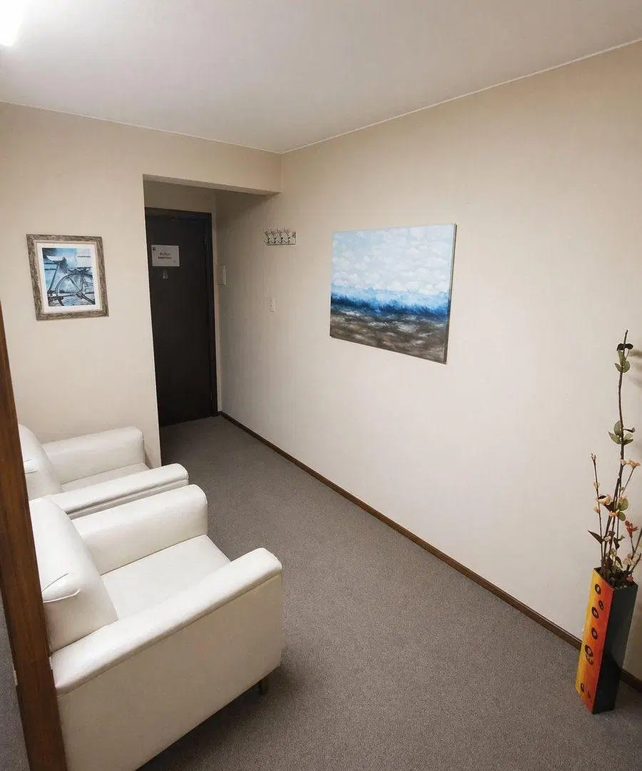 VENTA ! OFICINA EDIFICIO LA FAVORITA BARRIO CENTRO 8