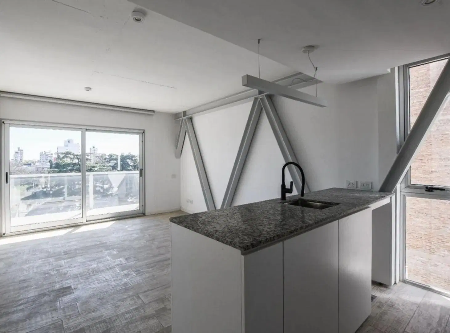 ALQUILER PISO EXCLUSIVO DE 1 DORMITORIO CON BALCON 2