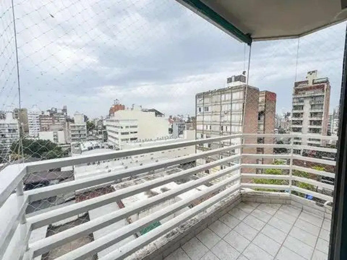 VENTA DEPARTAMENTO 2 DORMITORIOS EN BARRIO LOURDES 5