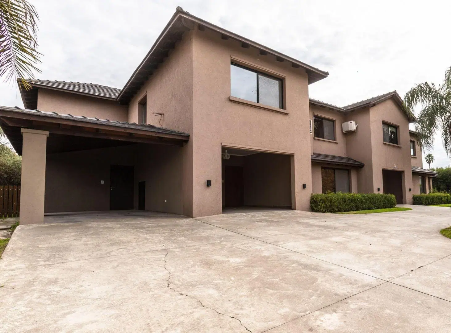 VENTA DE CASA 6 DORMITORIOS EN SAN MARINO, FUNES 3