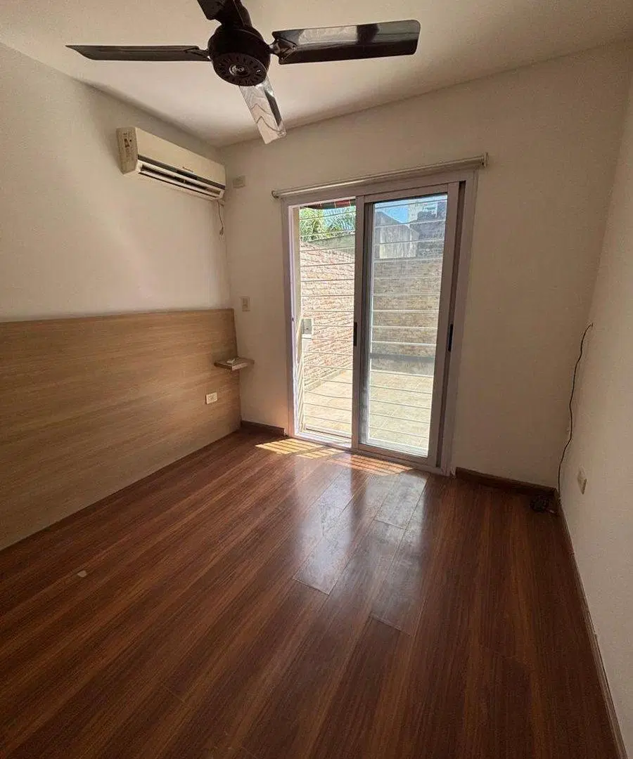 VENTA DE DEPARTAMENTO CON PATIO 1 DORMITORIO 3