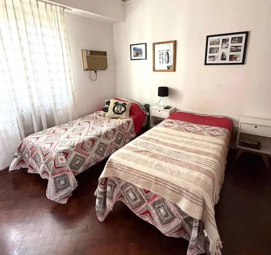 VENTA DPTO 2 DORMIT. FRENTE PLAZA CON COCHERA 5