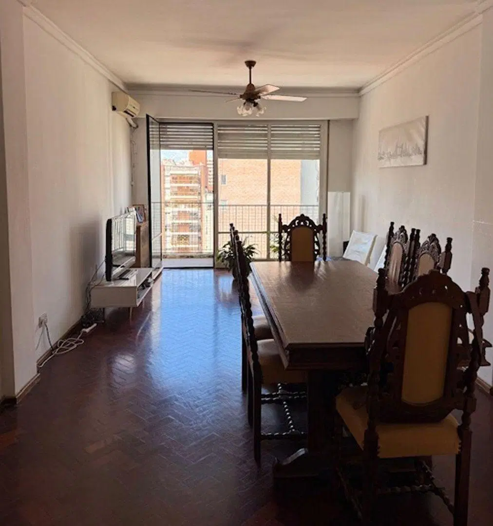 VENTA DPTO 2 DORMIT. FRENTE PLAZA CON COCHERA 3