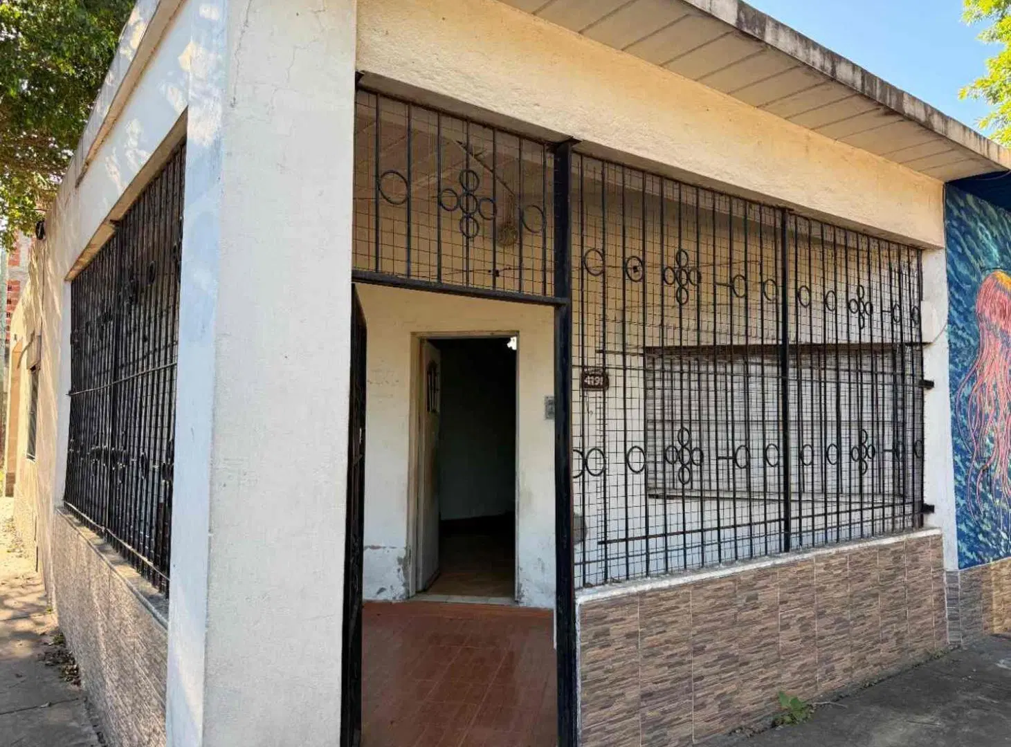VENTA CASA 3 DORMITORIOS CON PATIO OPORTUNIDAD 5