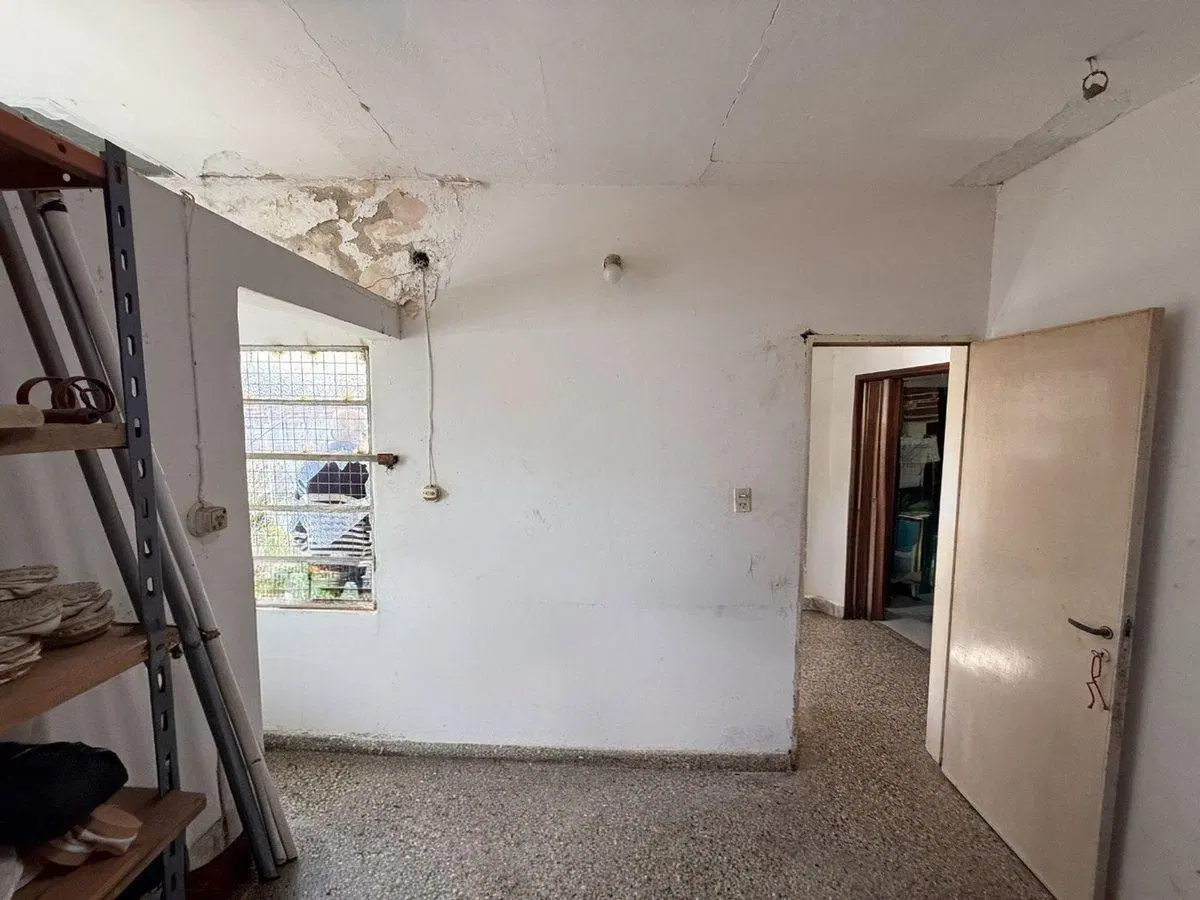 VENTA CASA 2 DORMITORIOS CON PATIO AREQUITO 5