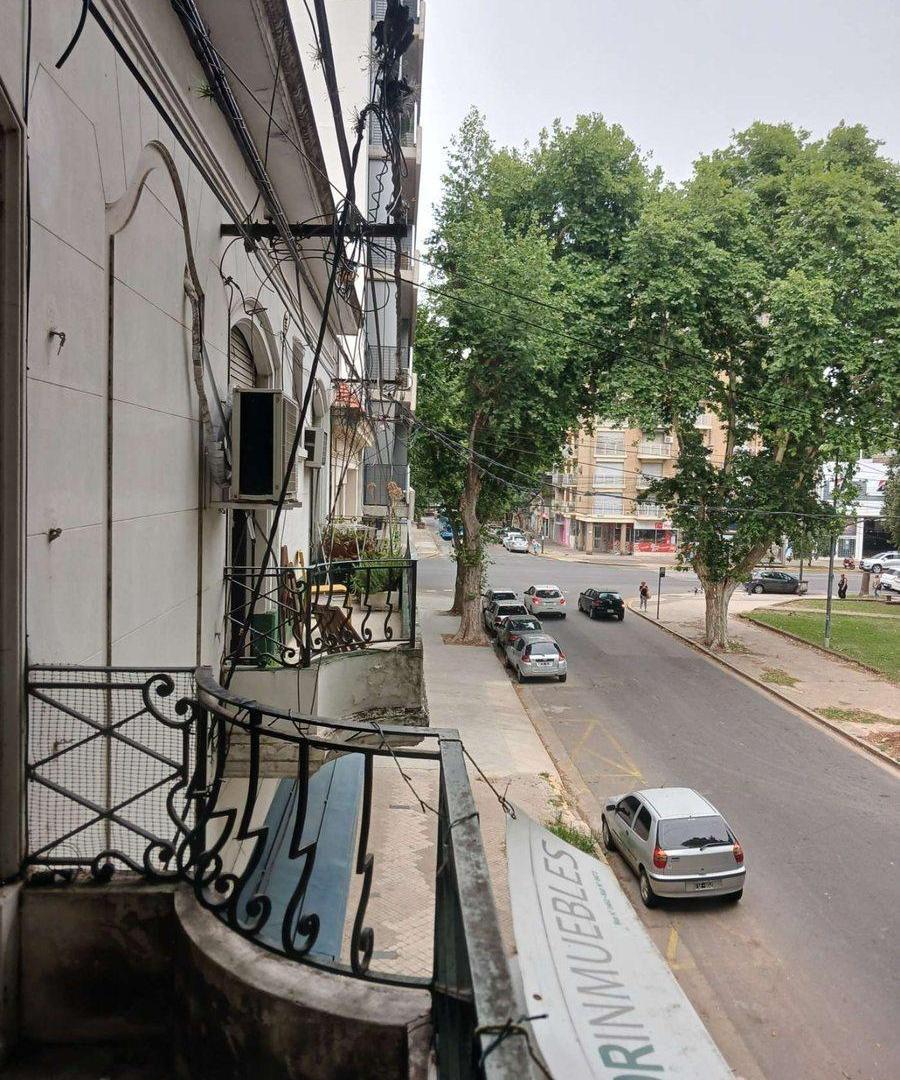 VENTA CASA PA 2 DOR., QUINCHO Y TERRAZA ZONA SUR