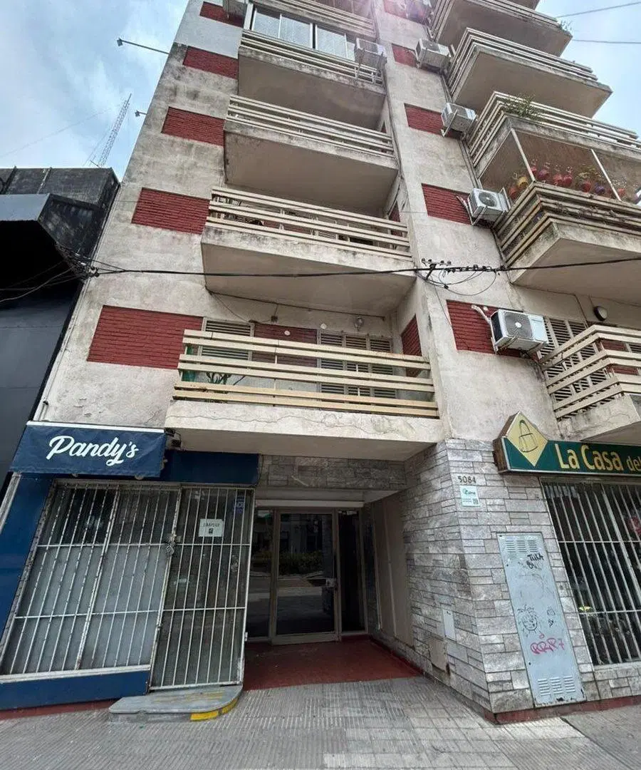 VENTA  DEPARTAMENTO 1 DORMI CON BALCÓN 5