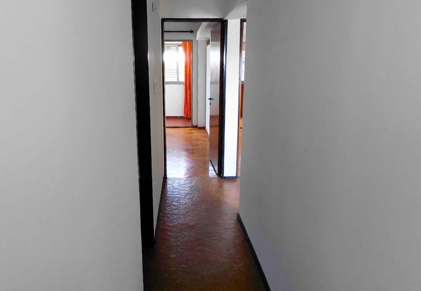 VENTA DEPARTAMENTO 3 DORMITORIOS COCHERA CENTRO 5