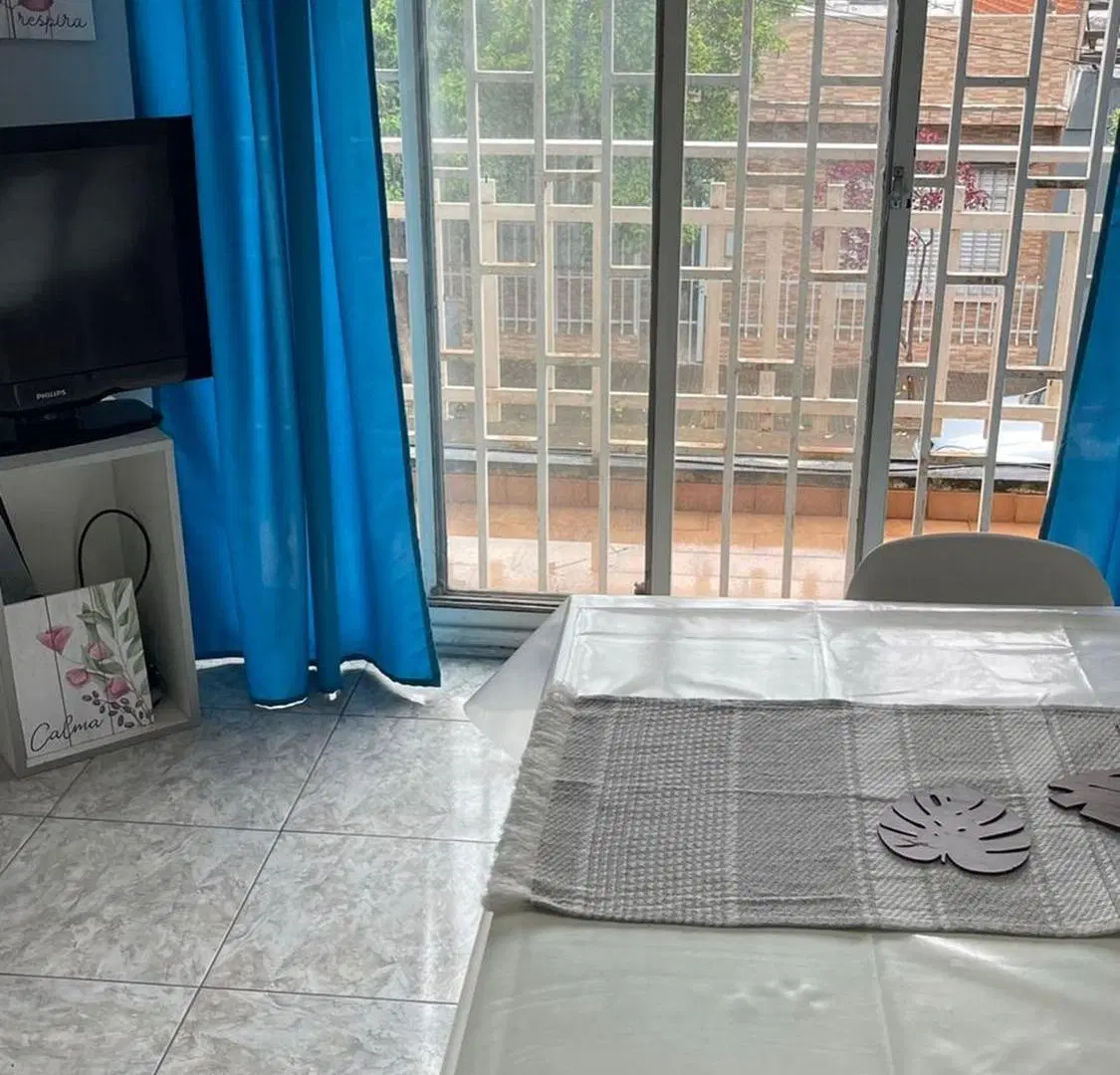 VENTA CASA DOS PLANTAS CON PATIO 4