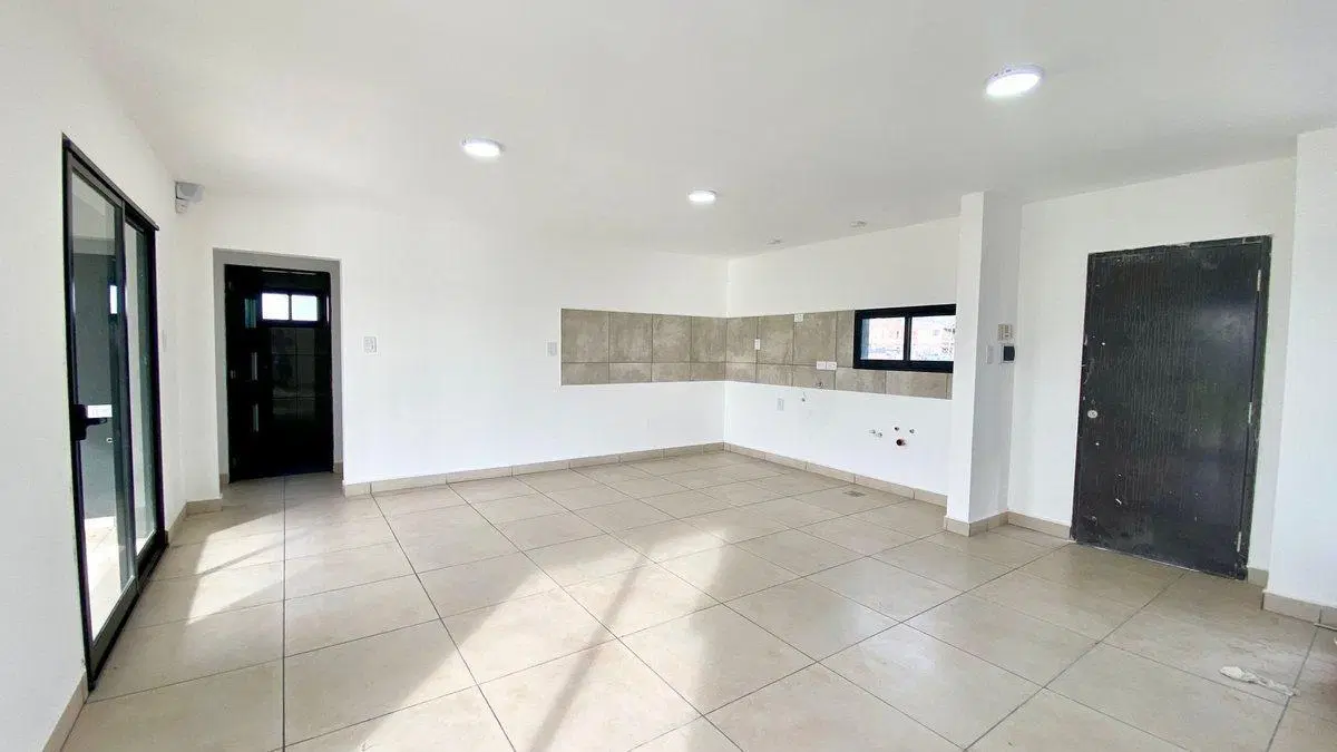 VENTA CASA DE 2 DORMITORIOS FUNES NORTE CREDITO 3