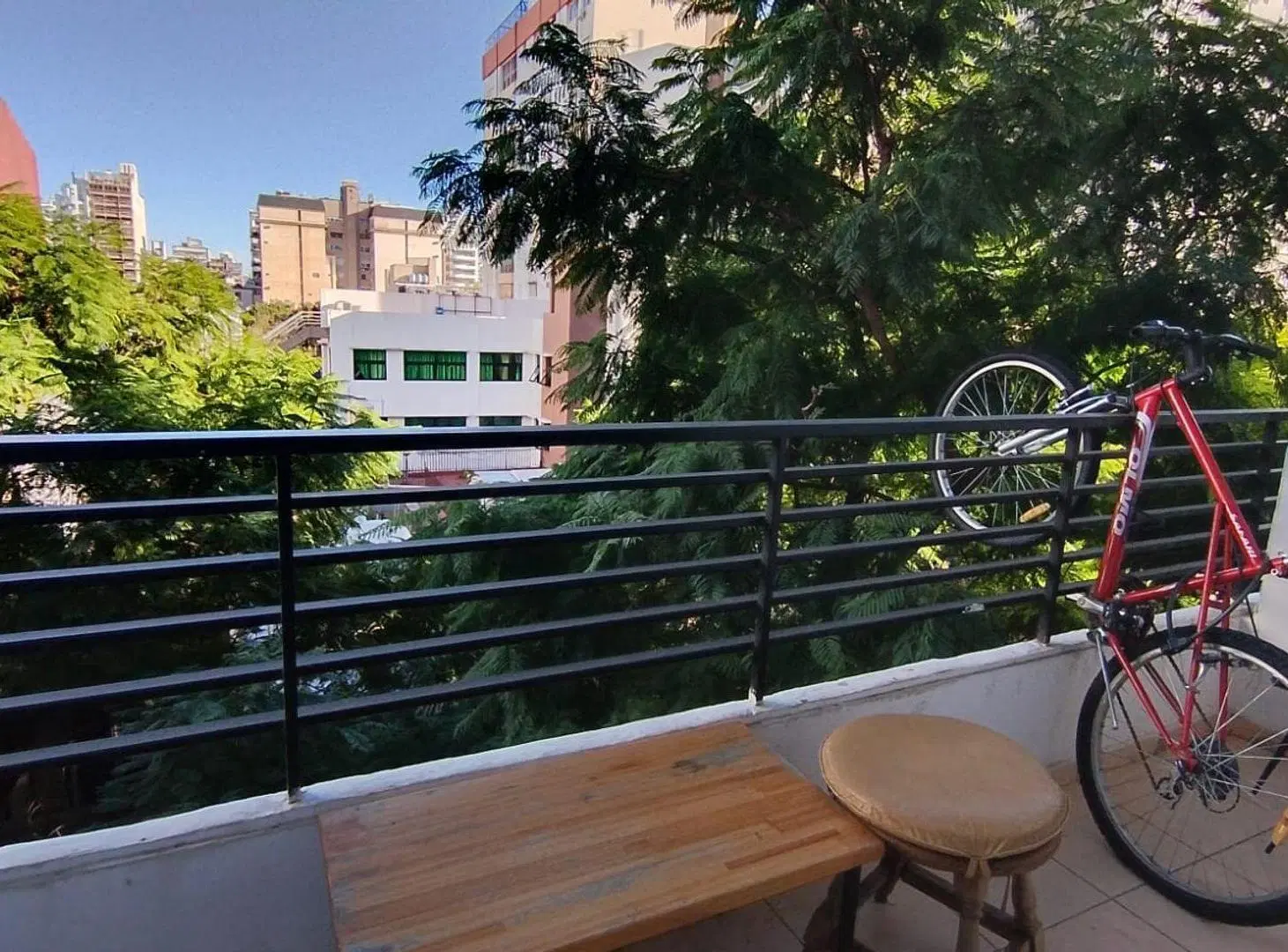 VENTA MONOAMBIENTE CON BALCON EN PLENO CENTRO 4