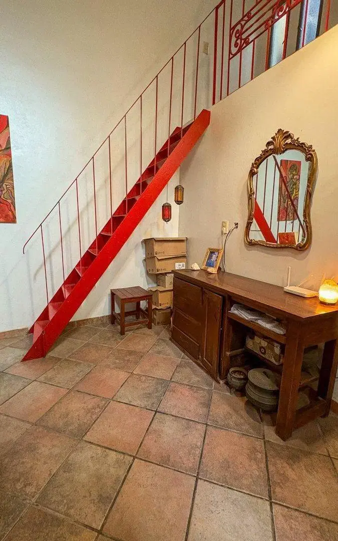 VENTA! CASA Y DEPARTAMENTO 4 DORMITORIOS EN ABASTO 3