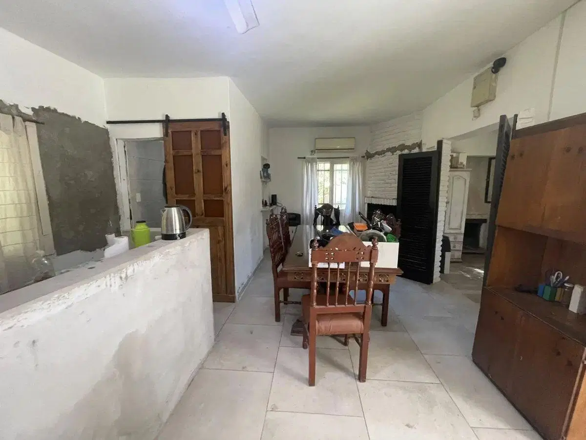 VENTA LOTE CON EDIFICACION Y PILETA FUNES SANTA FE 3