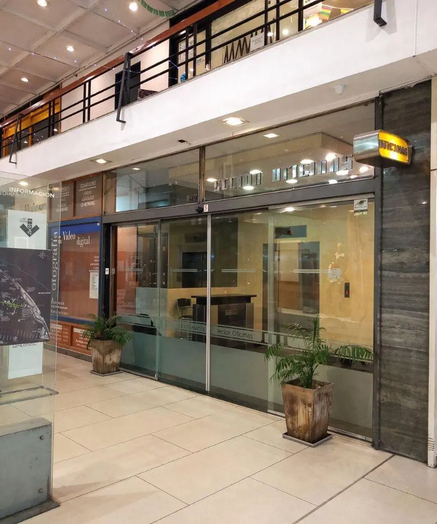 VENTA ! OFICINA EDIFICIO LA FAVORITA BARRIO CENTRO 8