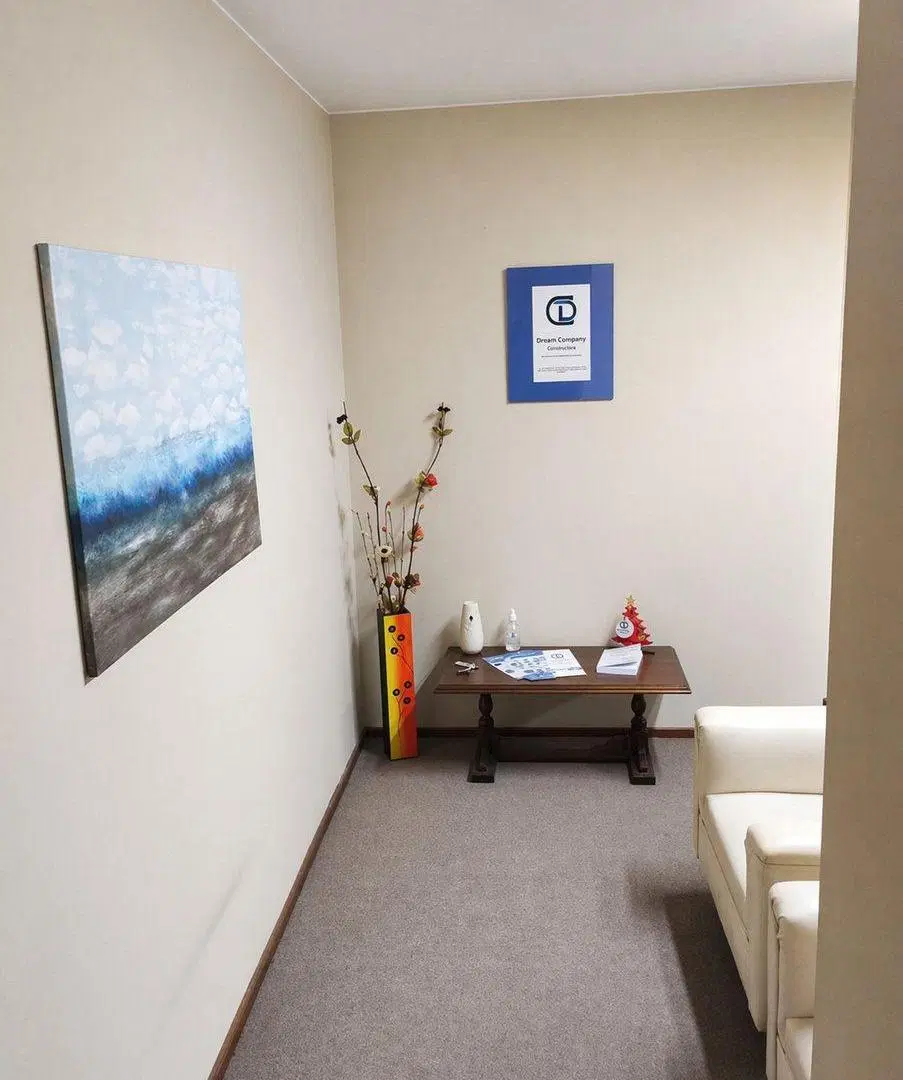 VENTA ! OFICINA EDIFICIO LA FAVORITA BARRIO CENTRO 4