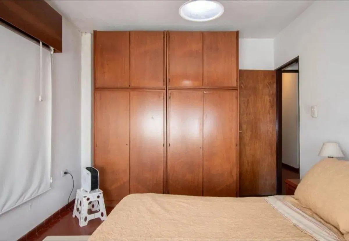 venta casa 3 dormitorios P.A y Salon en P.B 4