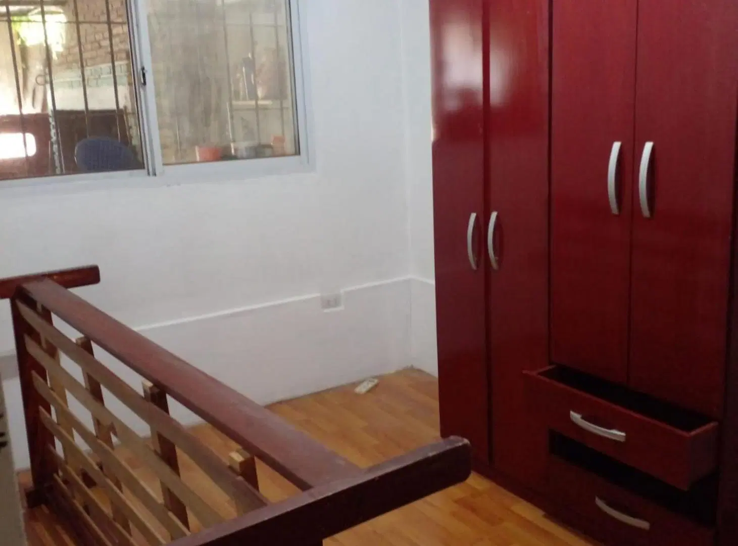 VENTA CASA DE 4DORMIS C/PILETA- PERMUTA-FLORIDA 3