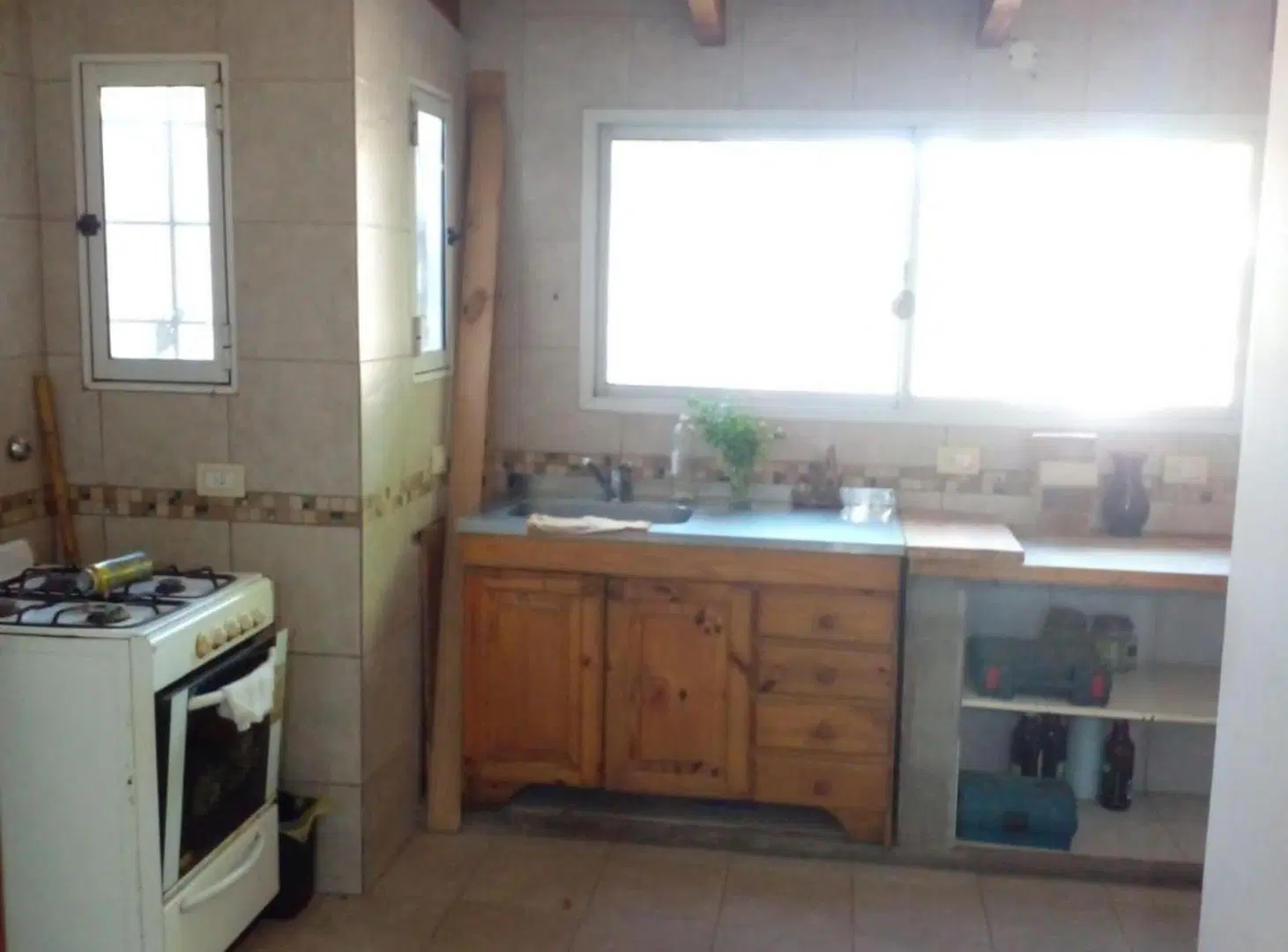 VENTA CASA DE 4DORMIS C/PILETA- PERMUTA-FLORIDA 8