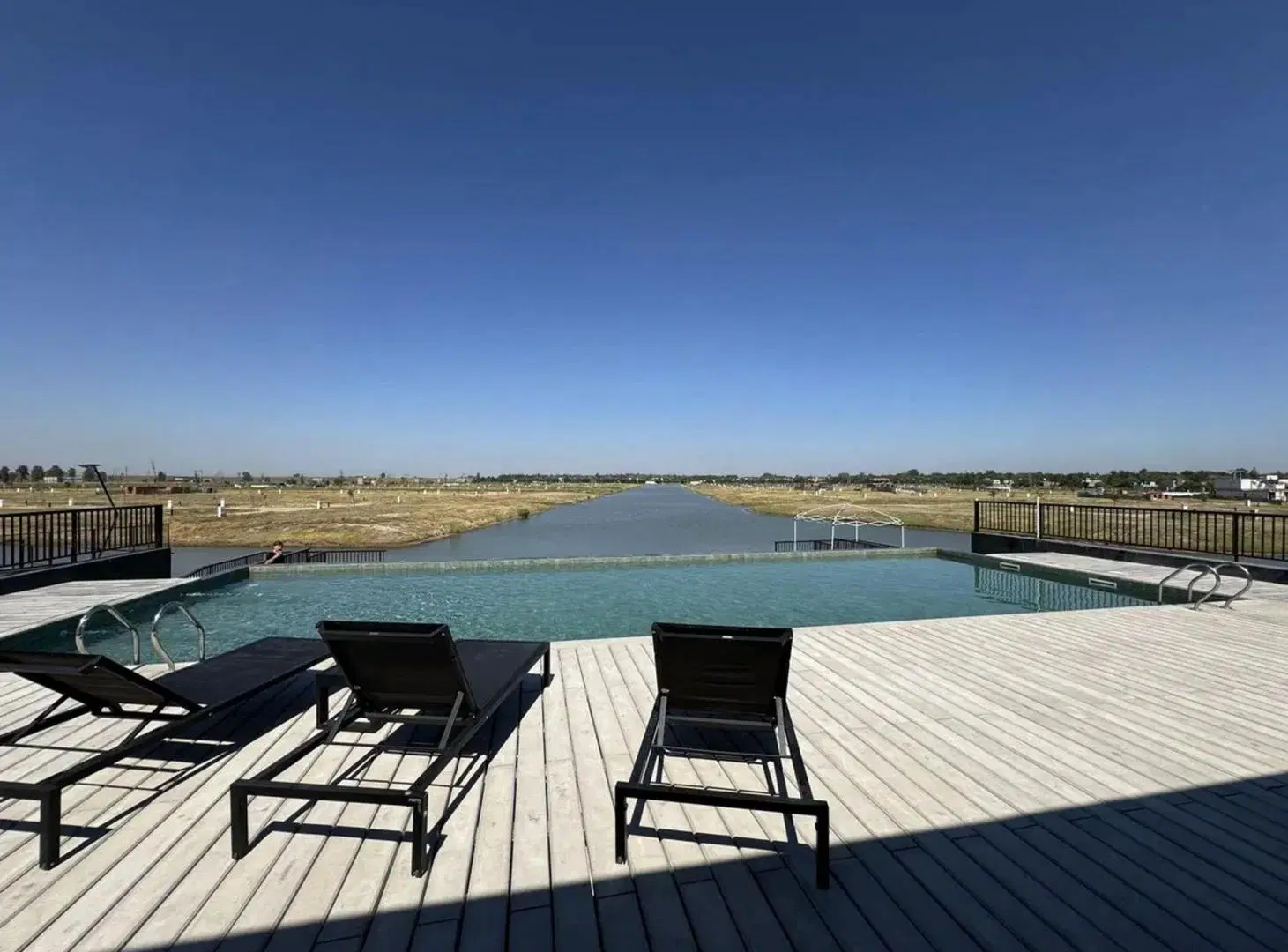 VENTA DE LOTES EN FUNES LAKES 4