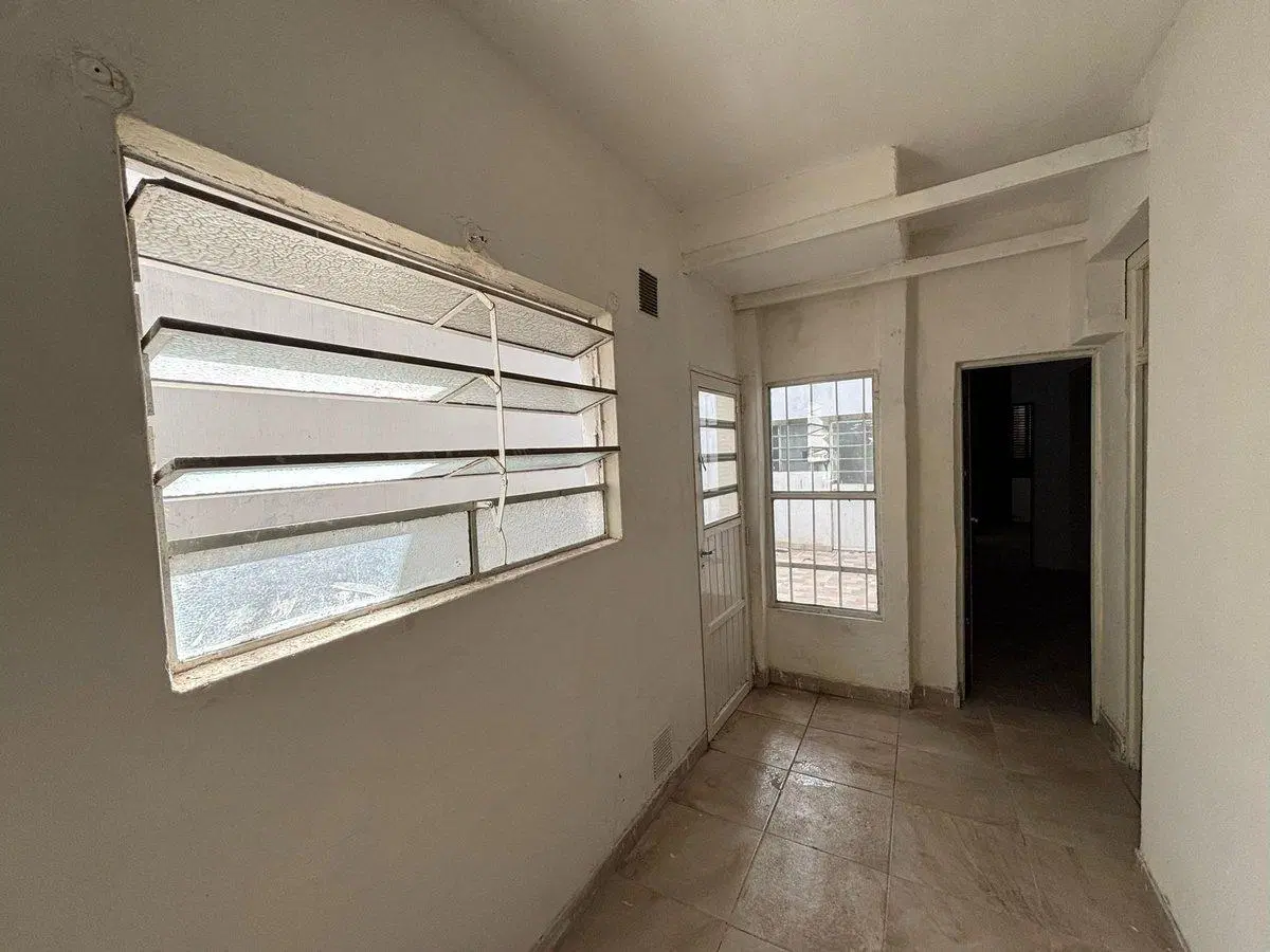 VENTA CASA DE ESTILO 1 DORM RECICLADA, LAS HERAS 8