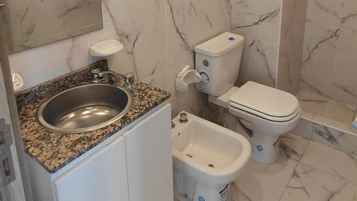 VENTA DEPTO UN DORMITORIO CON BALCON MARTN 8