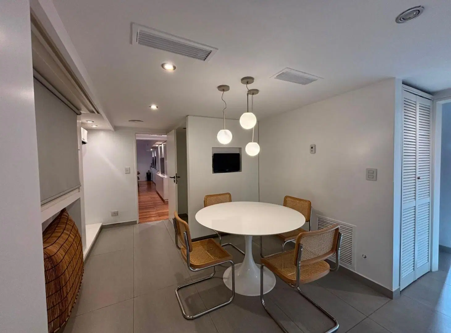 VENTA DEPARTAMENTO 3 DORMITORIOS CON COCHERA-RIO 5