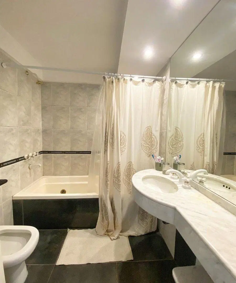 VENTA DEPARTAMENTO 3 DORMITORIOS CON COCHERA-RIO 8