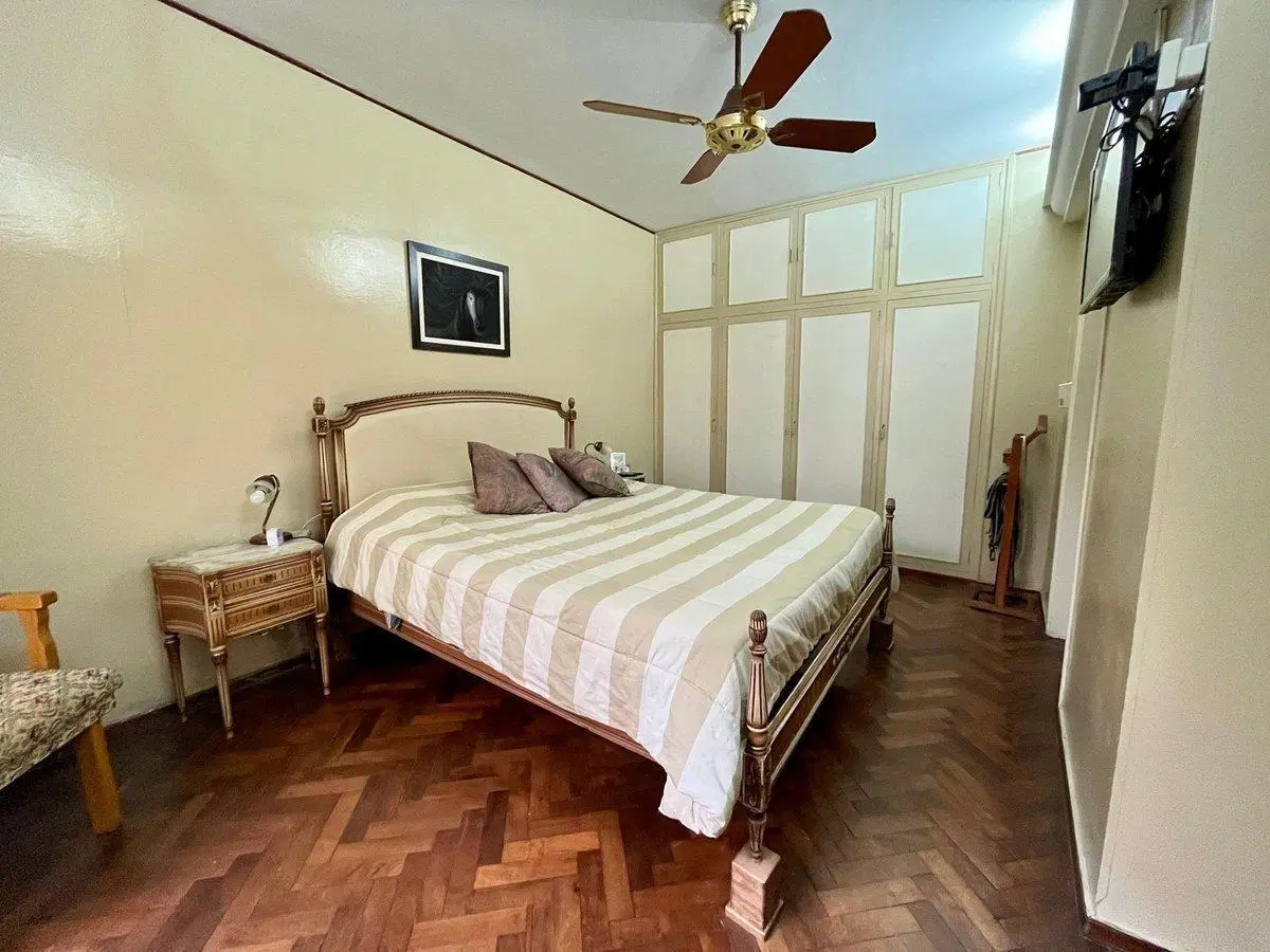 VENTA CASA 2 DORMITORIOS + DEPARTAMENTO LUIS AGOTE 8