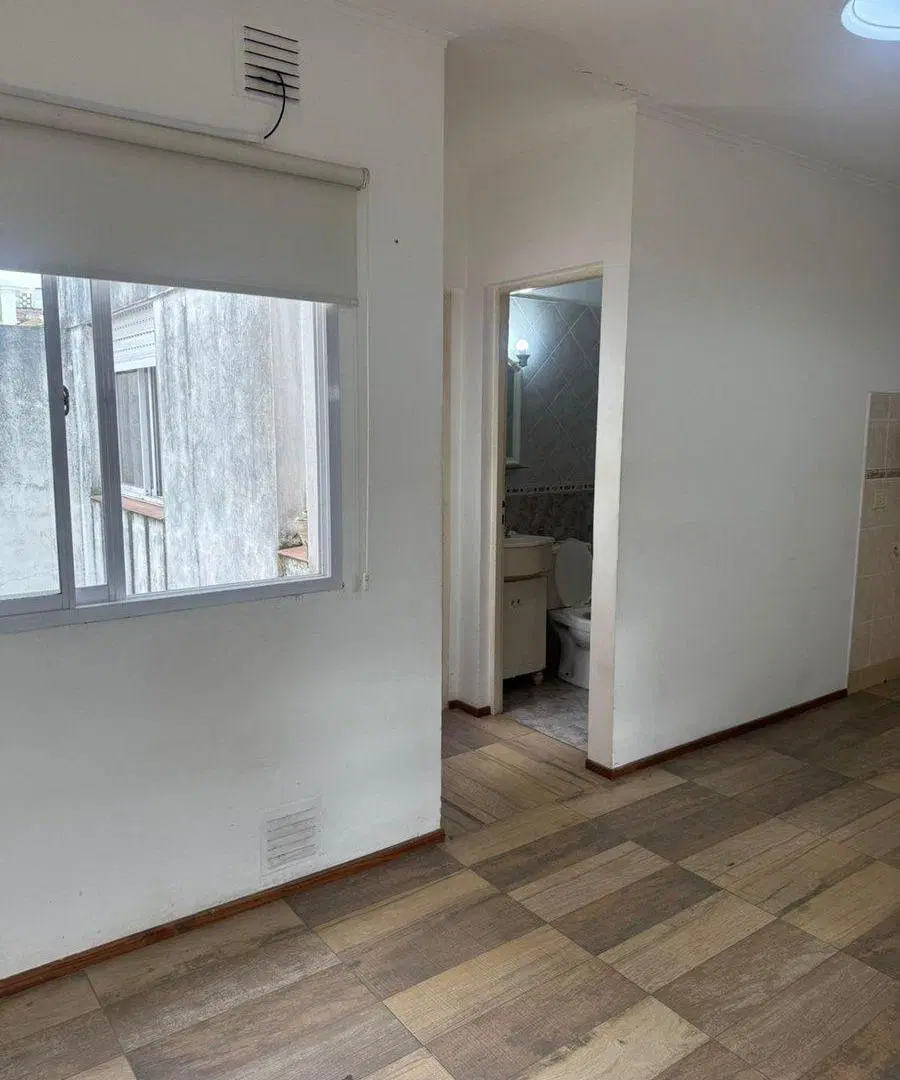 VENTA DE DEPARTAMENTO 1 DORMITORIO. PASILLO. 2