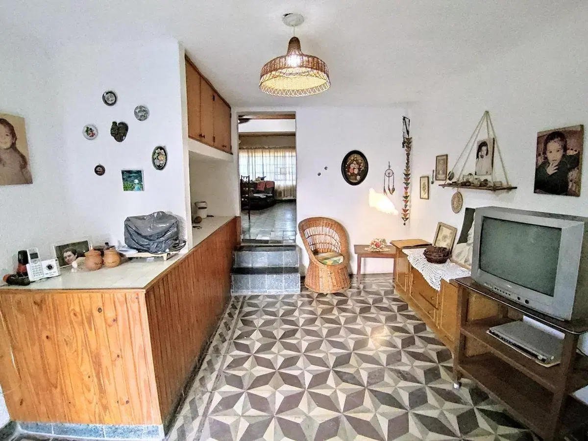 VENTA PH 2 DORMITORIOS ,COMODIN P.A X ESCALERA 3