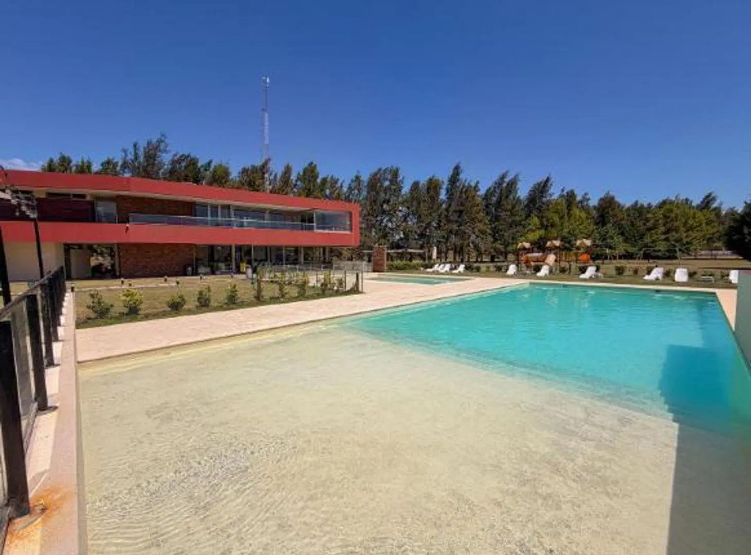 VENTA LOTE 49 ISLA H FUNES LAKES 3